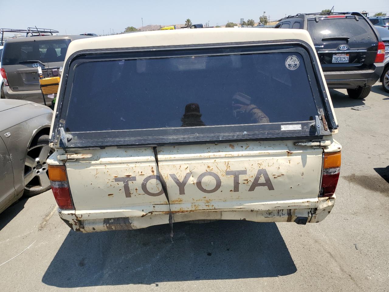 JT4RN50R7J5122461 1988 Toyota Pickup 1/2 Ton Rn50