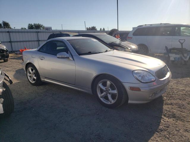 2002 Mercedes-Benz Slk 320 VIN: WDBKK65F12F238909 Lot: 61530354