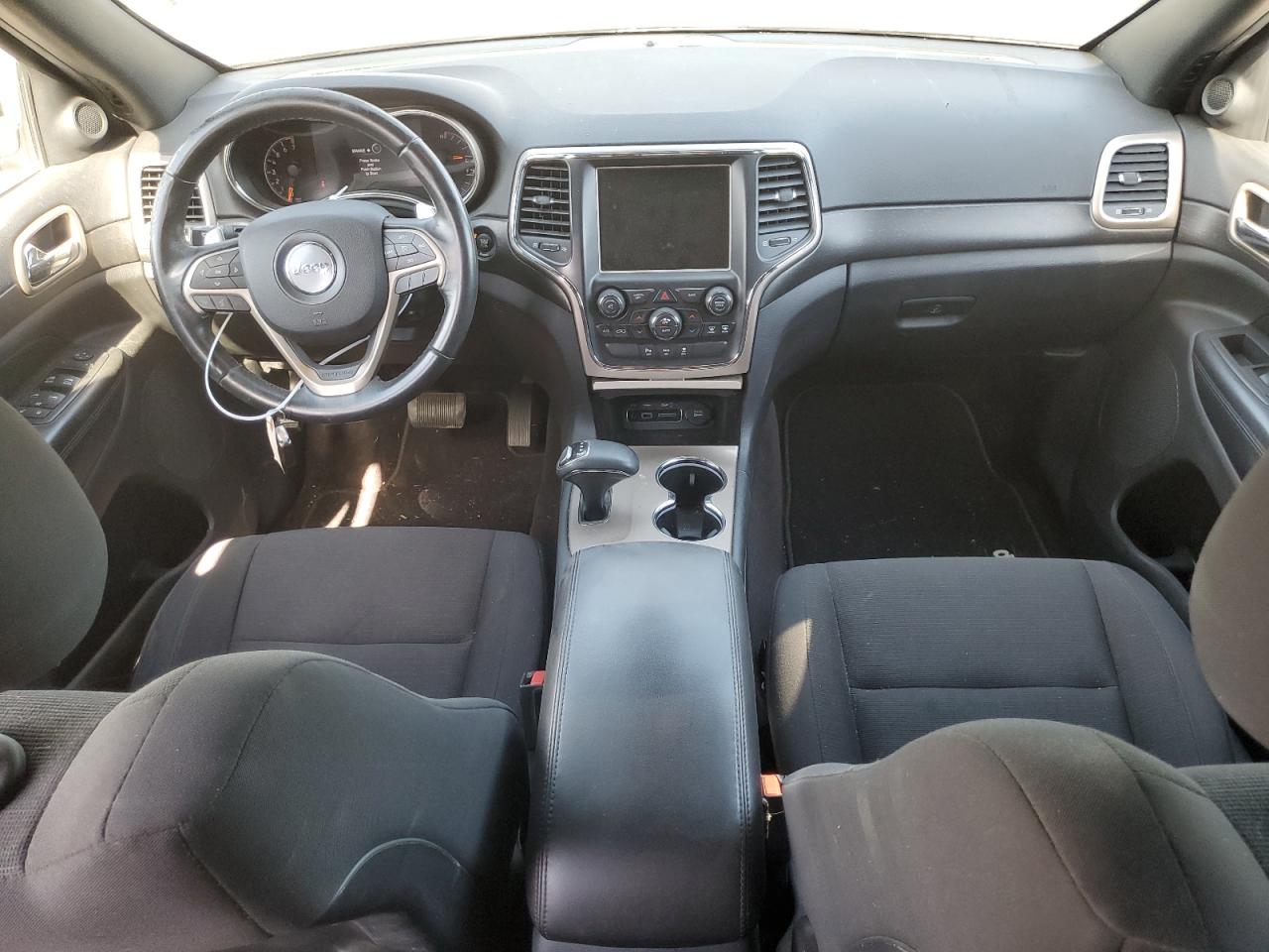 1C4RJFAGXFC193669 2015 Jeep Grand Cherokee Laredo