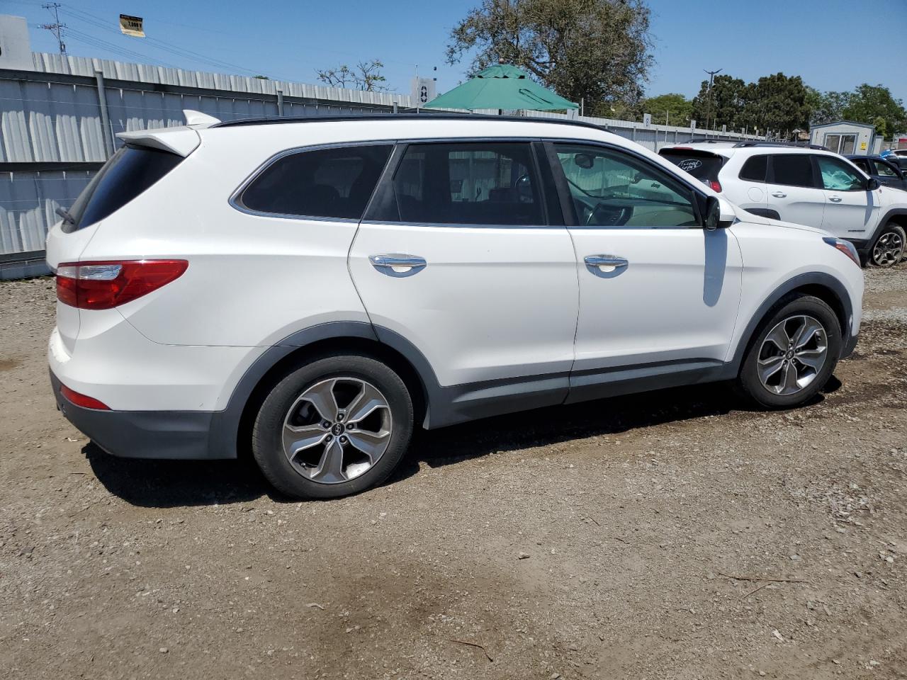 2016 Hyundai Santa Fe Se vin: KM8SM4HF8GU146111