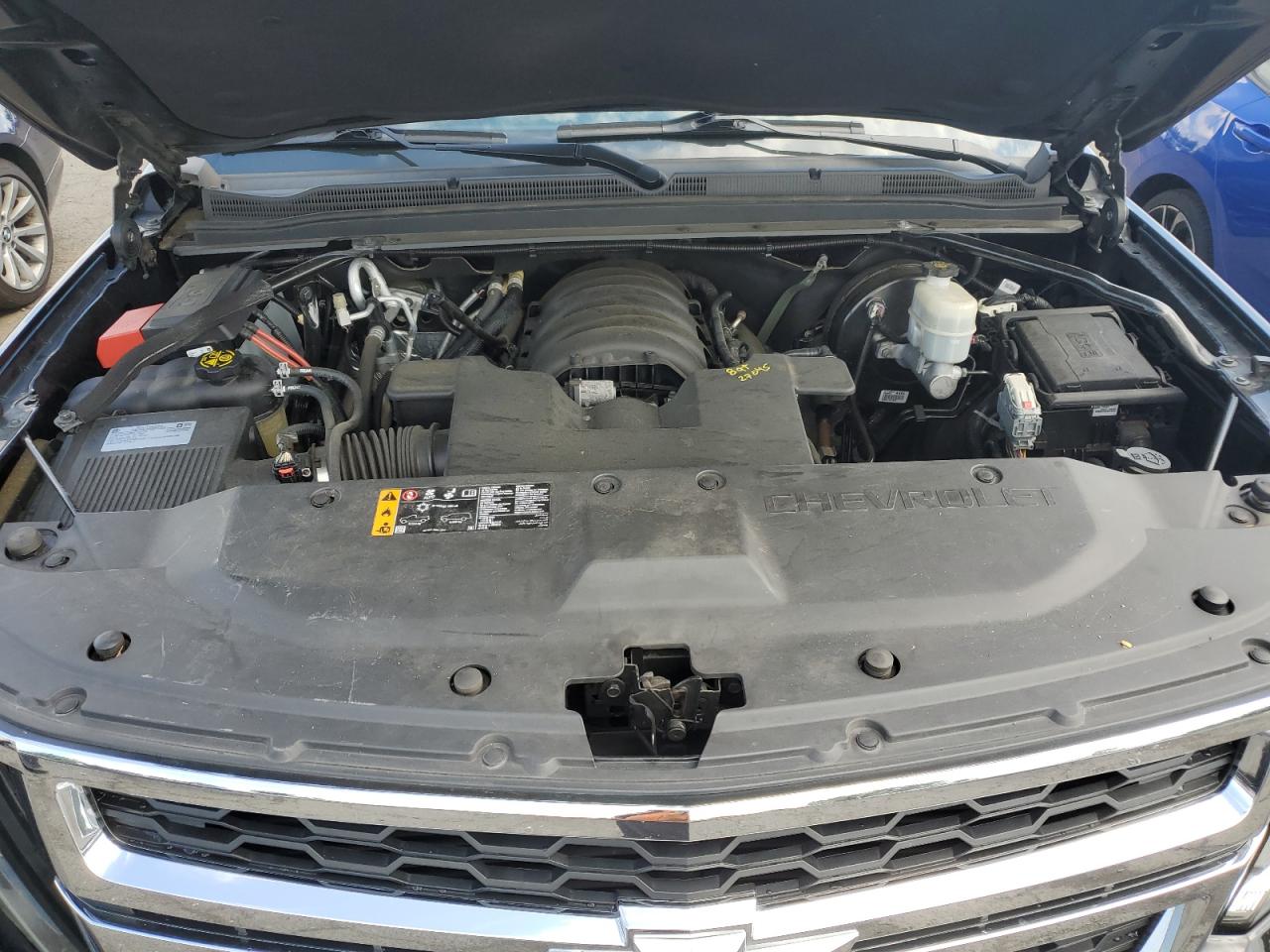 1GNSKHKC3KR111656 2019 Chevrolet Suburban K1500 Lt