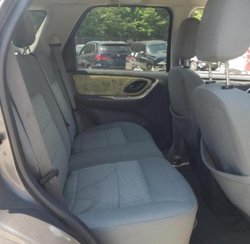 2005 Ford Escape Xlt VIN: 1FMYU03175KB51999 Lot: 61343834