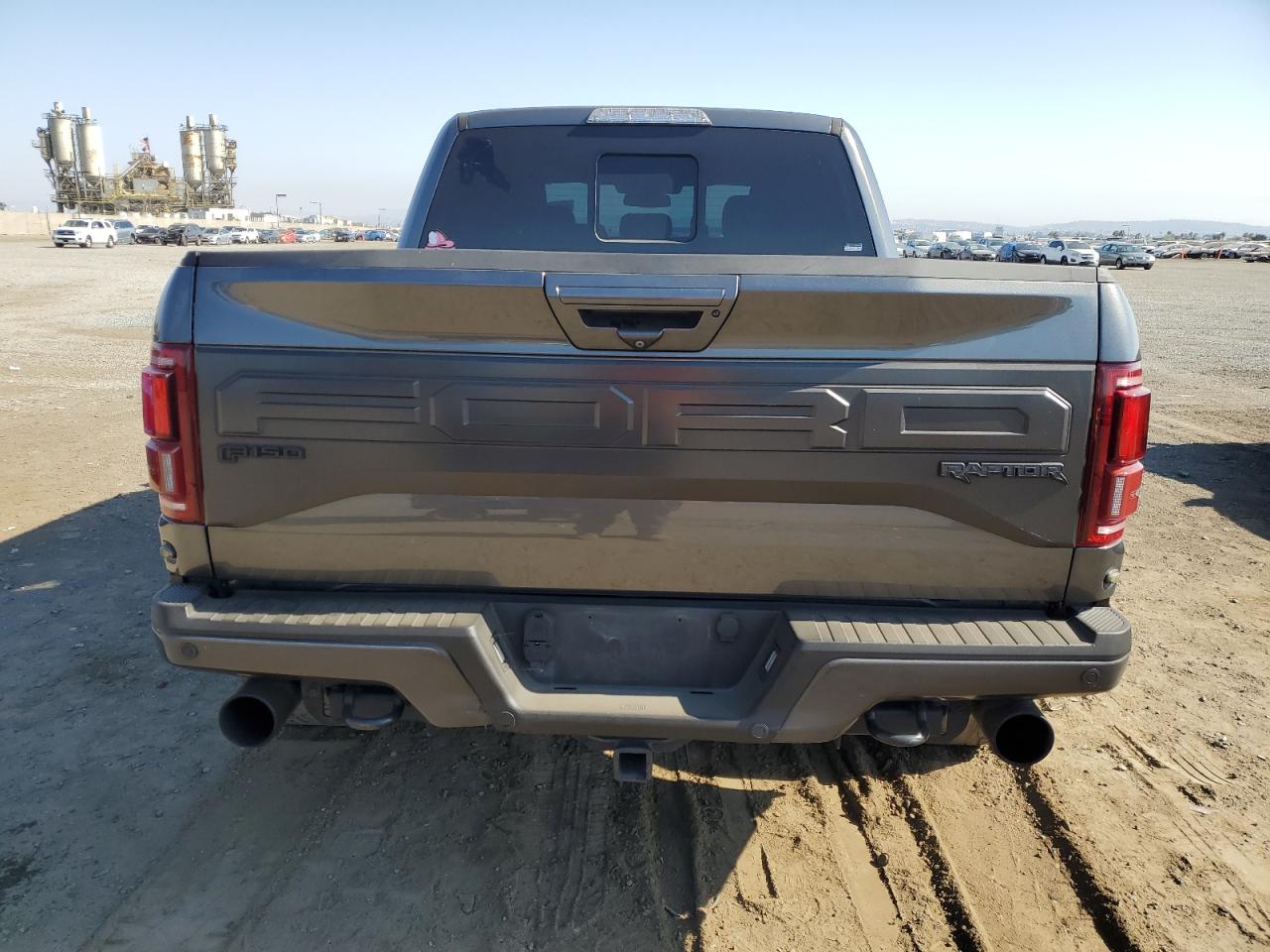 1FTFW1RG2JFD86370 2018 Ford F150 Raptor