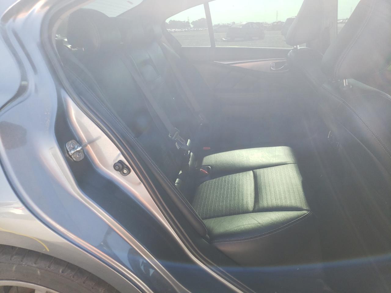 JN1EV7AR0GM340025 2016 Infiniti Q50 Premium