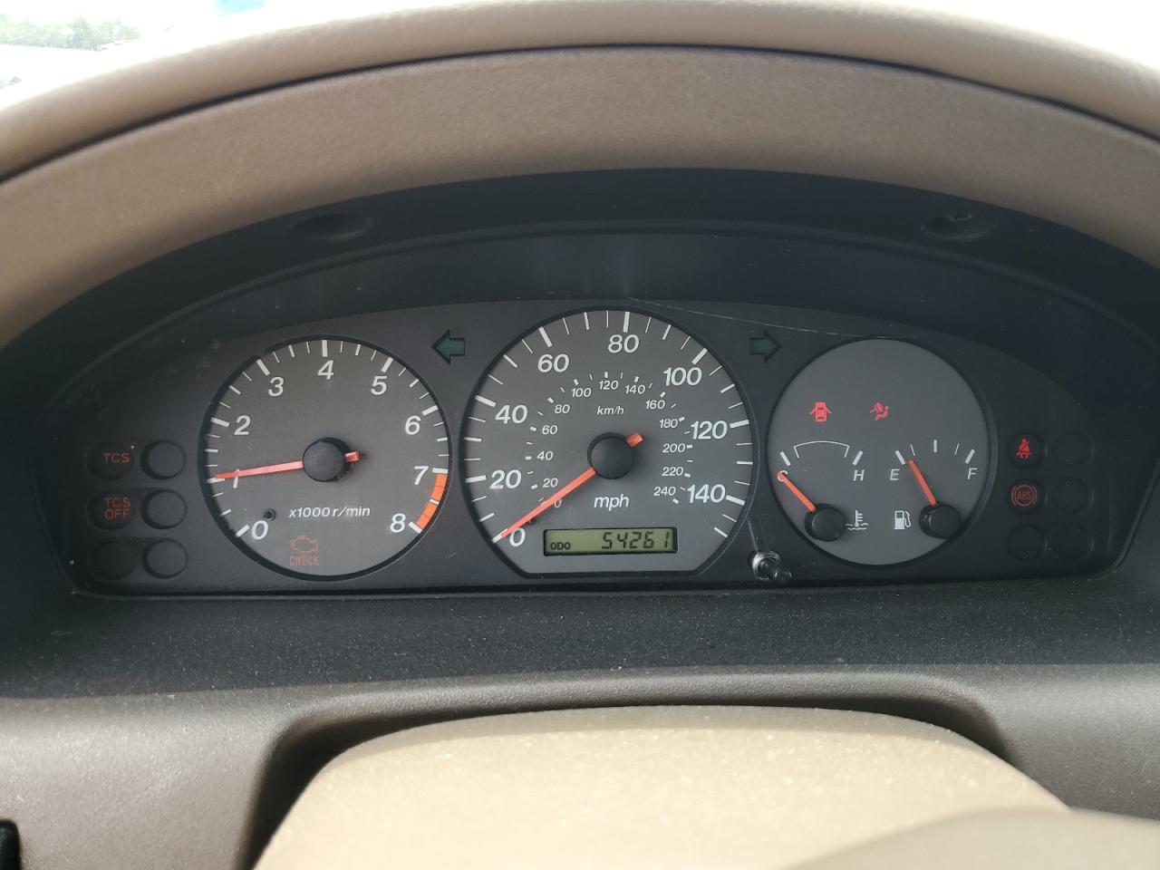 1YVGF22F9Y5156976 2000 Mazda 626 Es