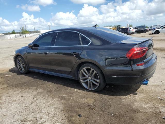 2017 VOLKSWAGEN PASSAT R-L - 1VWDT7A31HC041450
