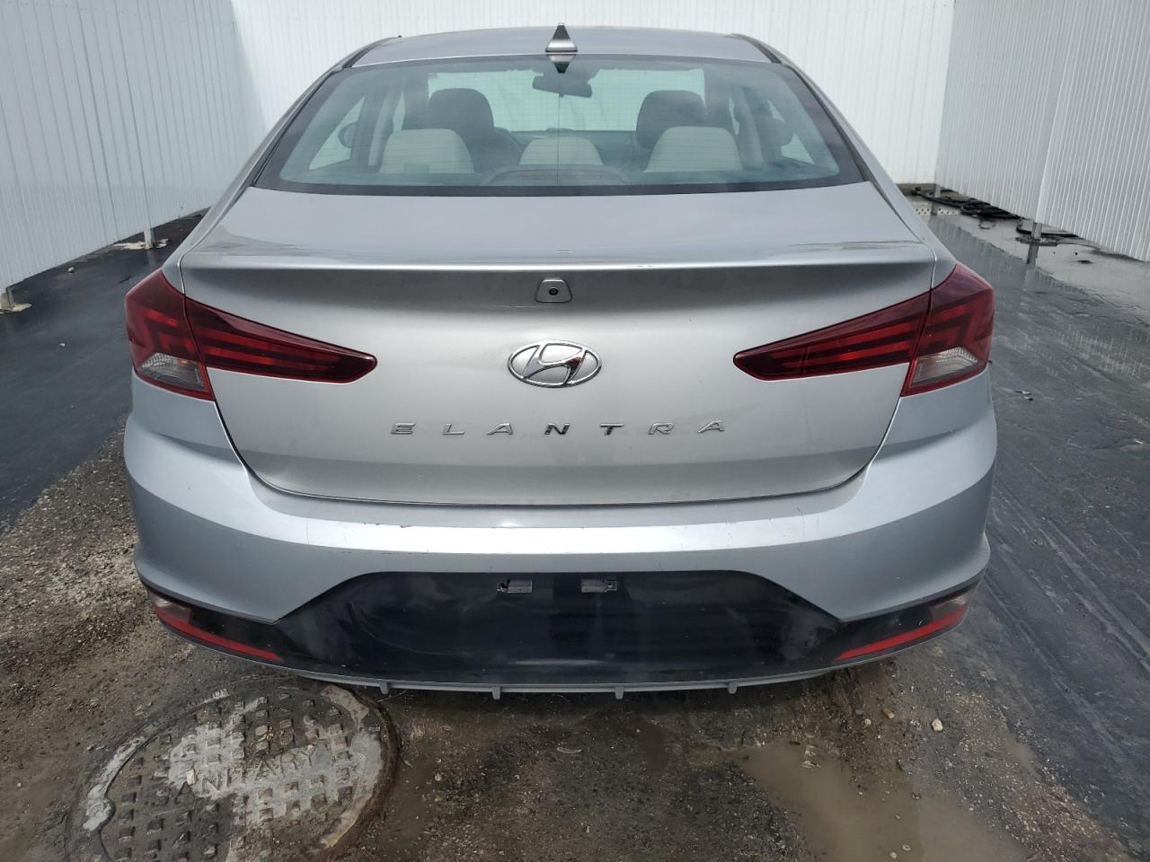 2020 Hyundai Elantra Sel vin: 5NPD84LF6LH611711