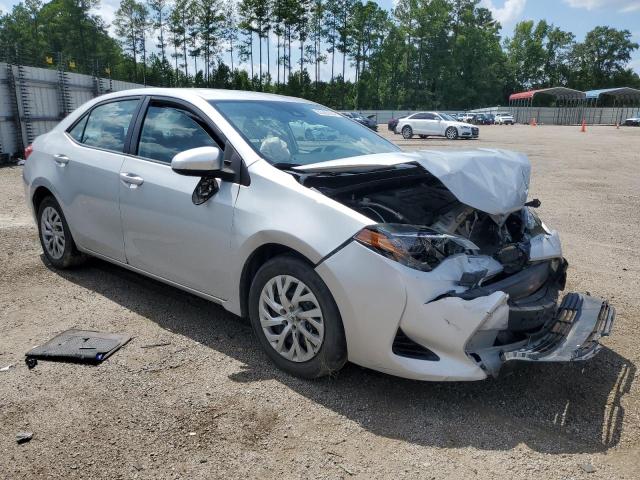 VIN 2T1BURHE9JC974746 2018 Toyota Corolla, L no.4