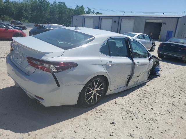 VIN 4T1G11BK1NU051468 2022 Toyota Camry, SE no.3