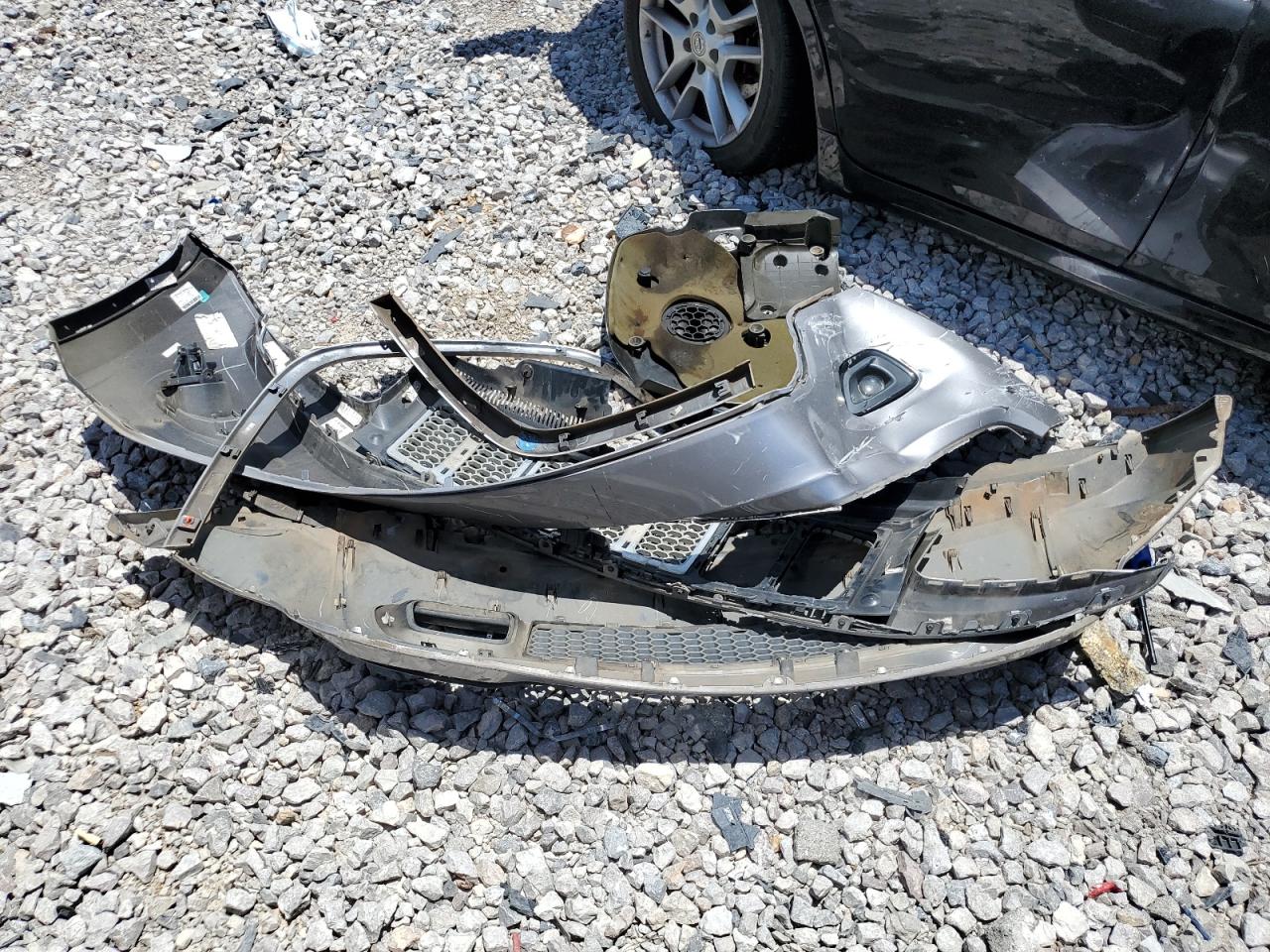 1C4RJEAG5FC218813 2015 Jeep Grand Cherokee Laredo