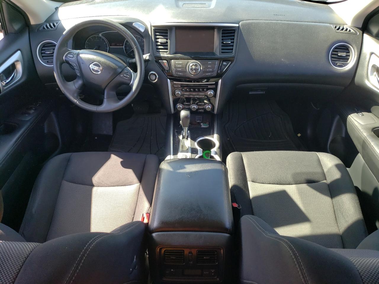 5N1DR2MM3JC633071 2018 Nissan Pathfinder S