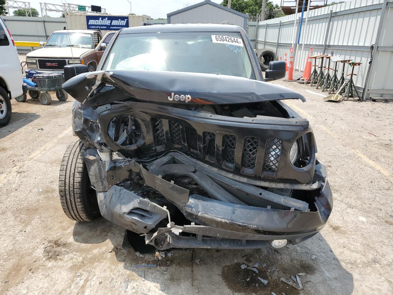 Lot #2904473506 2017 JEEP PATRIOT SP