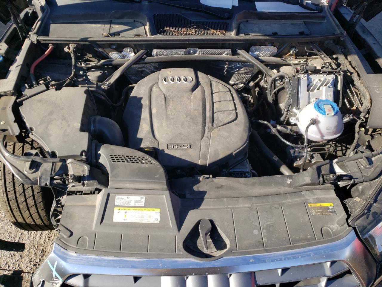 WA1BNAFY7J2069412 2018 Audi Q5 Premium Plus