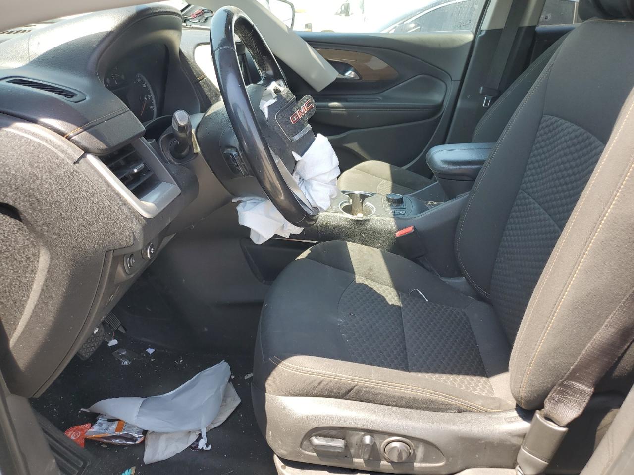 3GKALMEV1JL327913 2018 GMC Terrain Sle