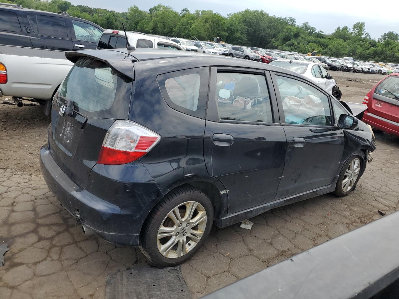 Lot #3034279073 2011 HONDA FIT SPORT