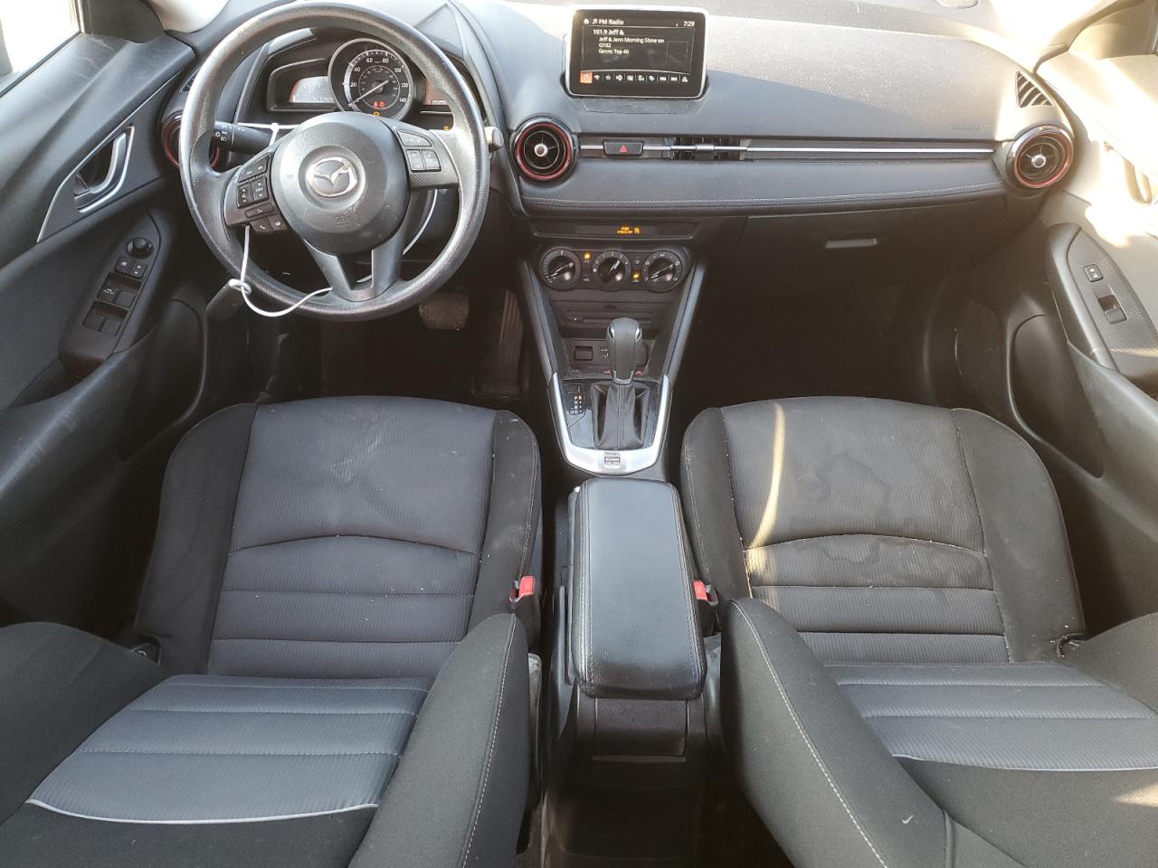 JM1DKFB77H0148165 2017 Mazda Cx-3 Sport