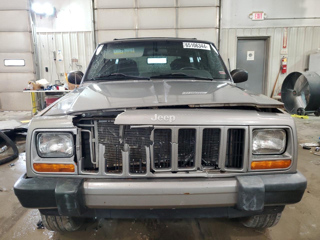 2001 Jeep CHEROKEE S, SPORT