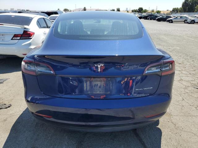 2018 Tesla Model 3 VIN: 5YJ3E1EB2JF093718 Lot: 62070234