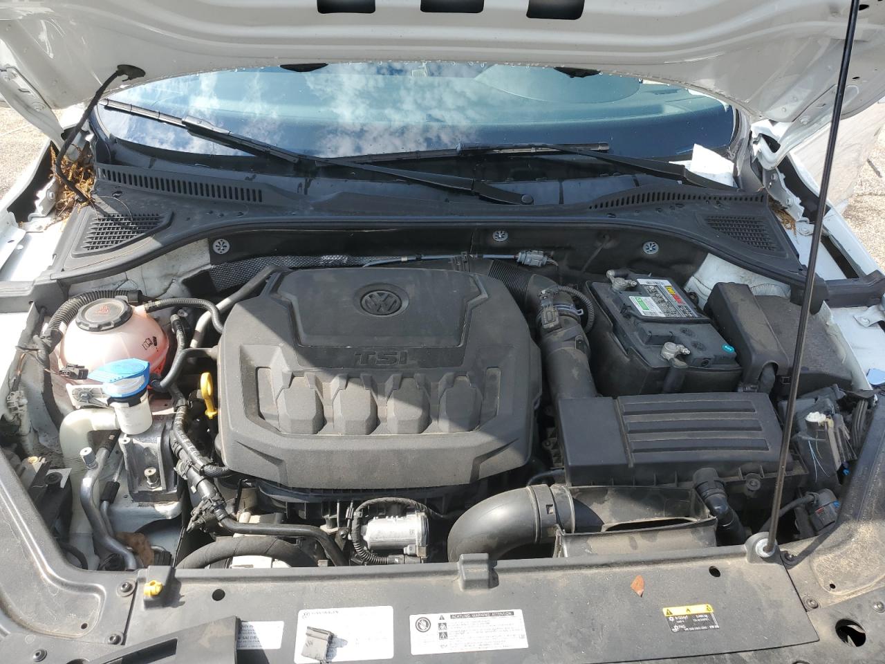 1VWMA7A36LC016249 2020 Volkswagen Passat R-Line