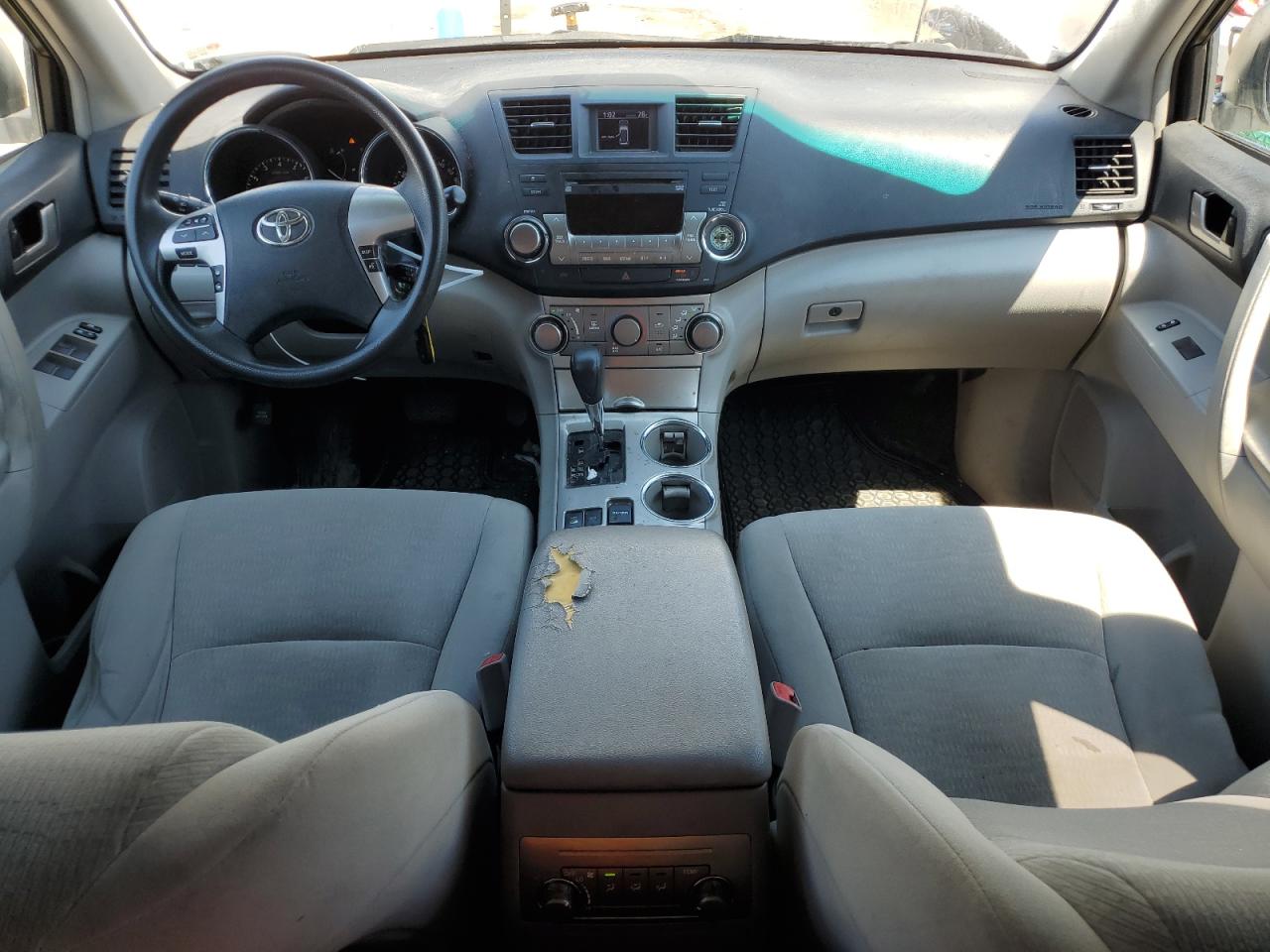 5TDBK3EH4CS112465 2012 Toyota Highlander Base