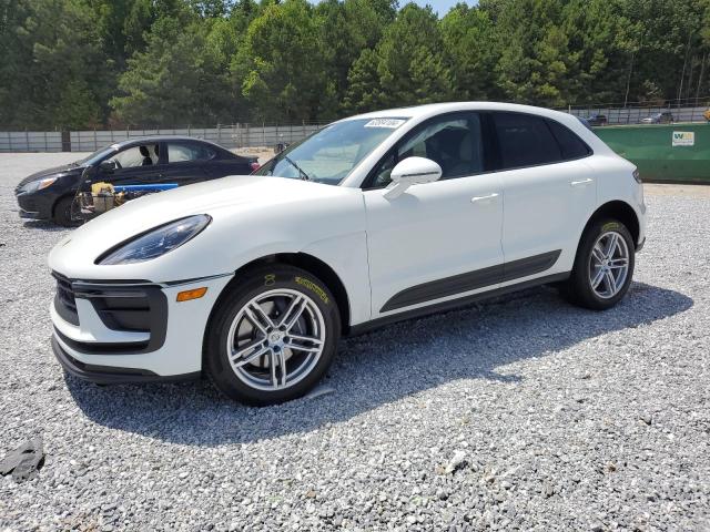 2024 Porsche Macan, Base