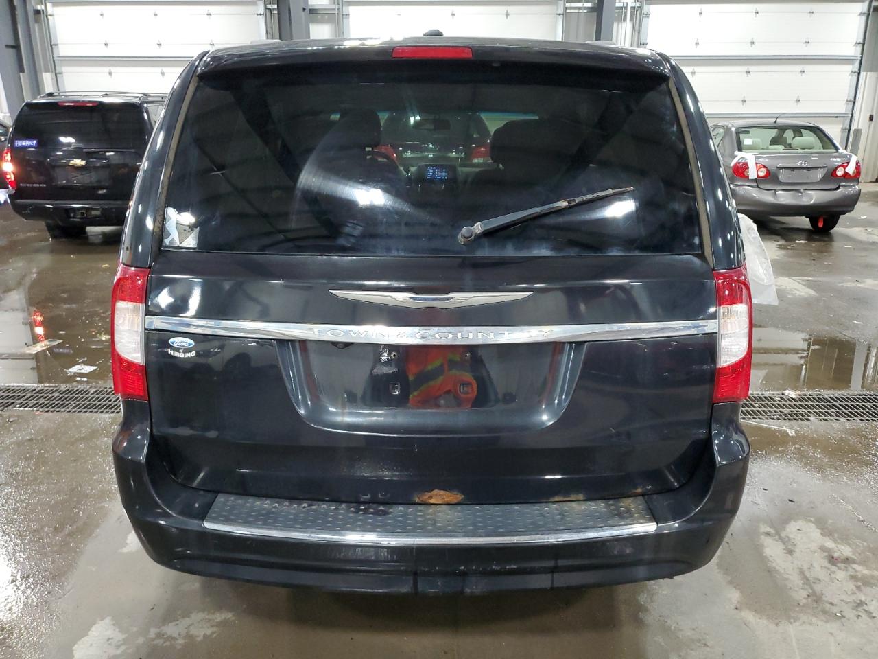 2C4RC1BG8ER409908 2014 Chrysler Town & Country Touring