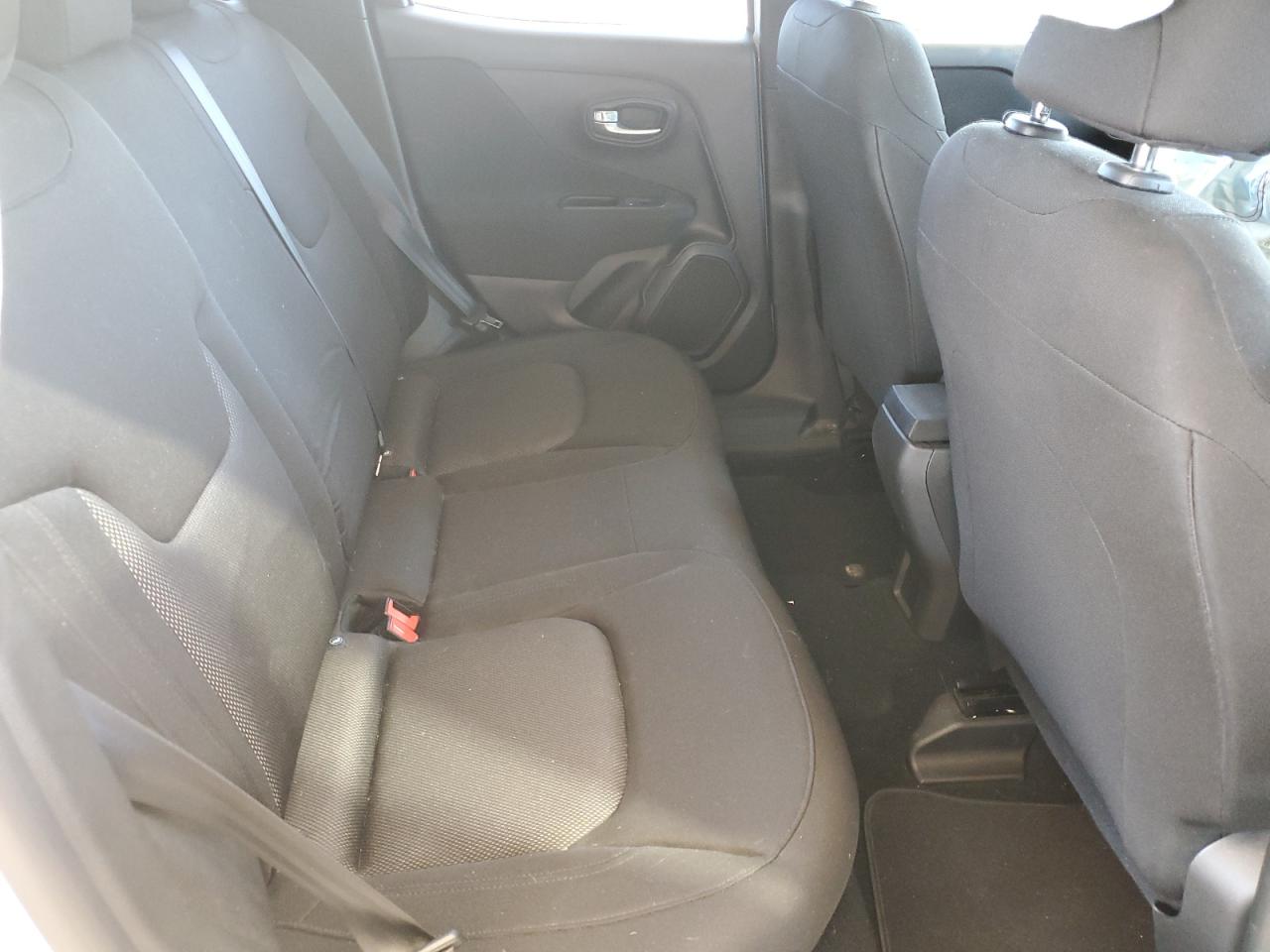 ZACNJAAB4KPK17229 2019 Jeep Renegade Sport