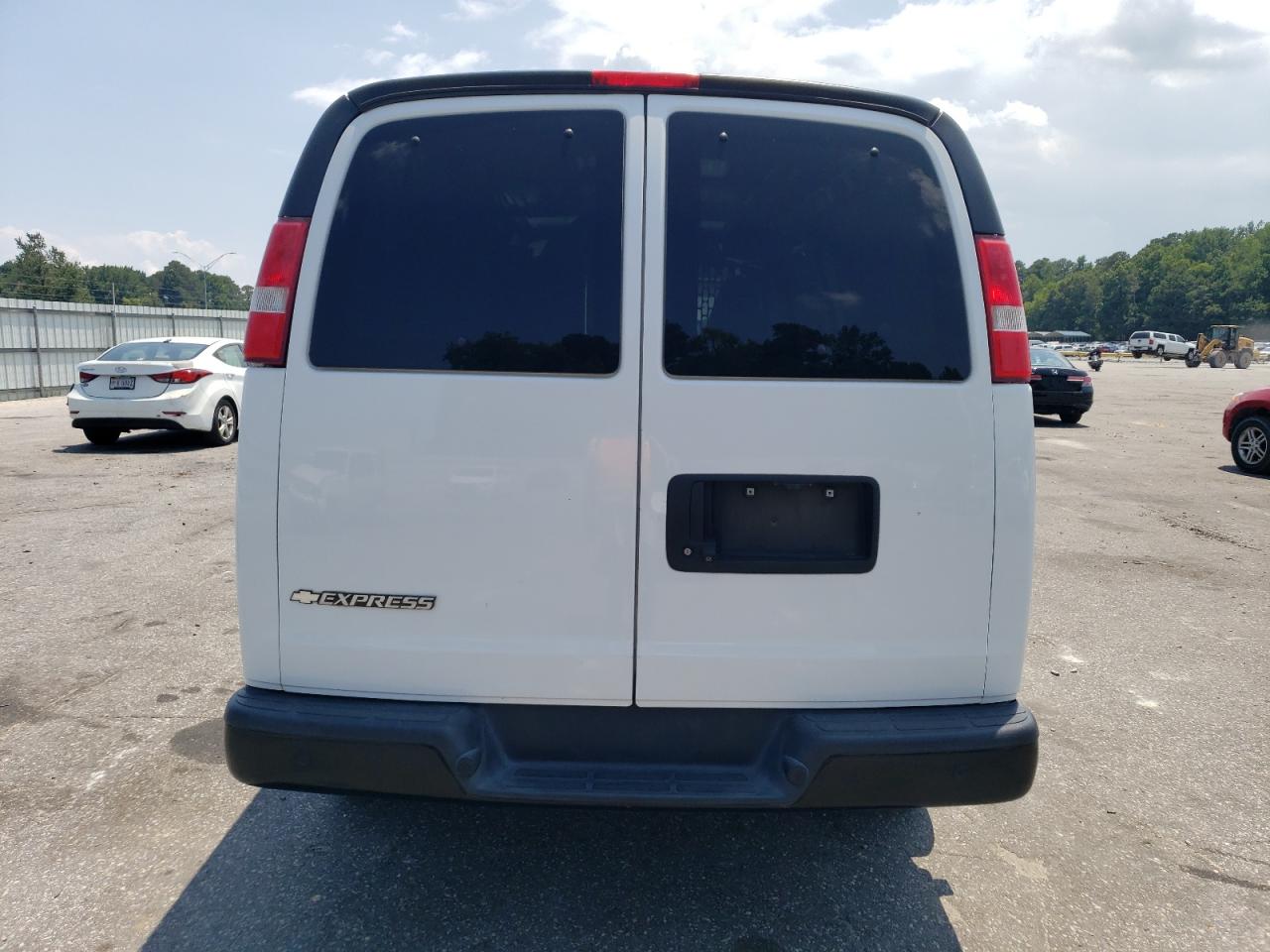 1GCWGAFF1H1189996 2017 Chevrolet Express G2500