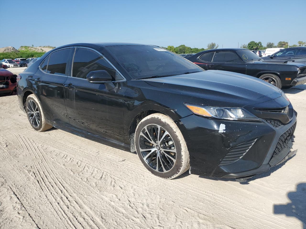 2019 Toyota Camry L vin: 4T1B11HK5KU799878