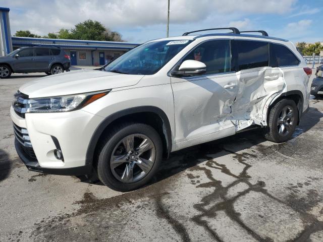 VIN 5TDDZRFH0JS808825 2018 Toyota Highlander, Limited no.1