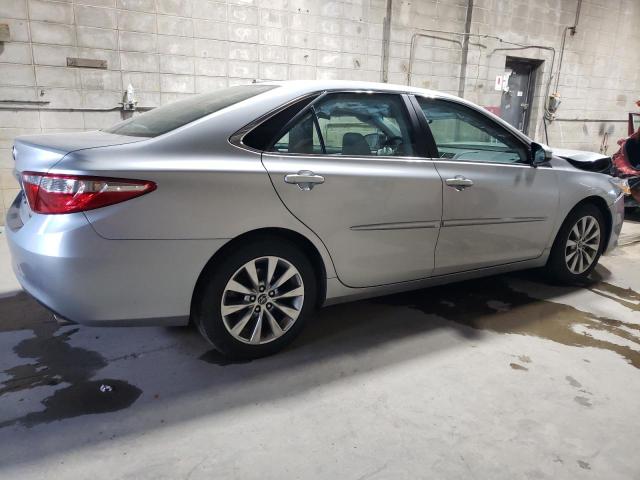 VIN 4T1BK1FK4GU572933 2016 Toyota Camry, Xse no.3