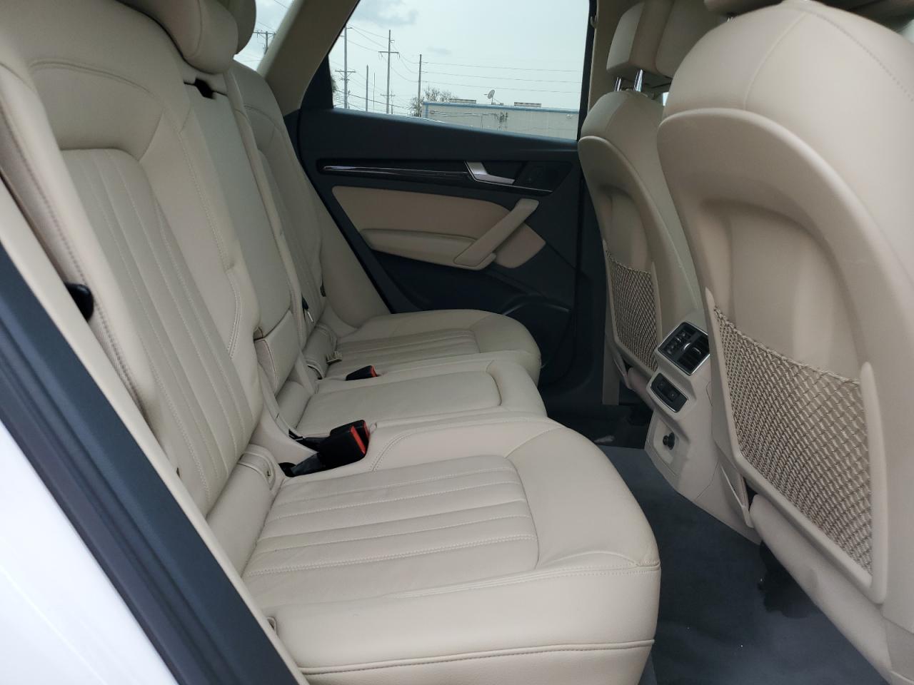 WA1BNAFY9J2227930 2018 Audi Q5 Premium Plus