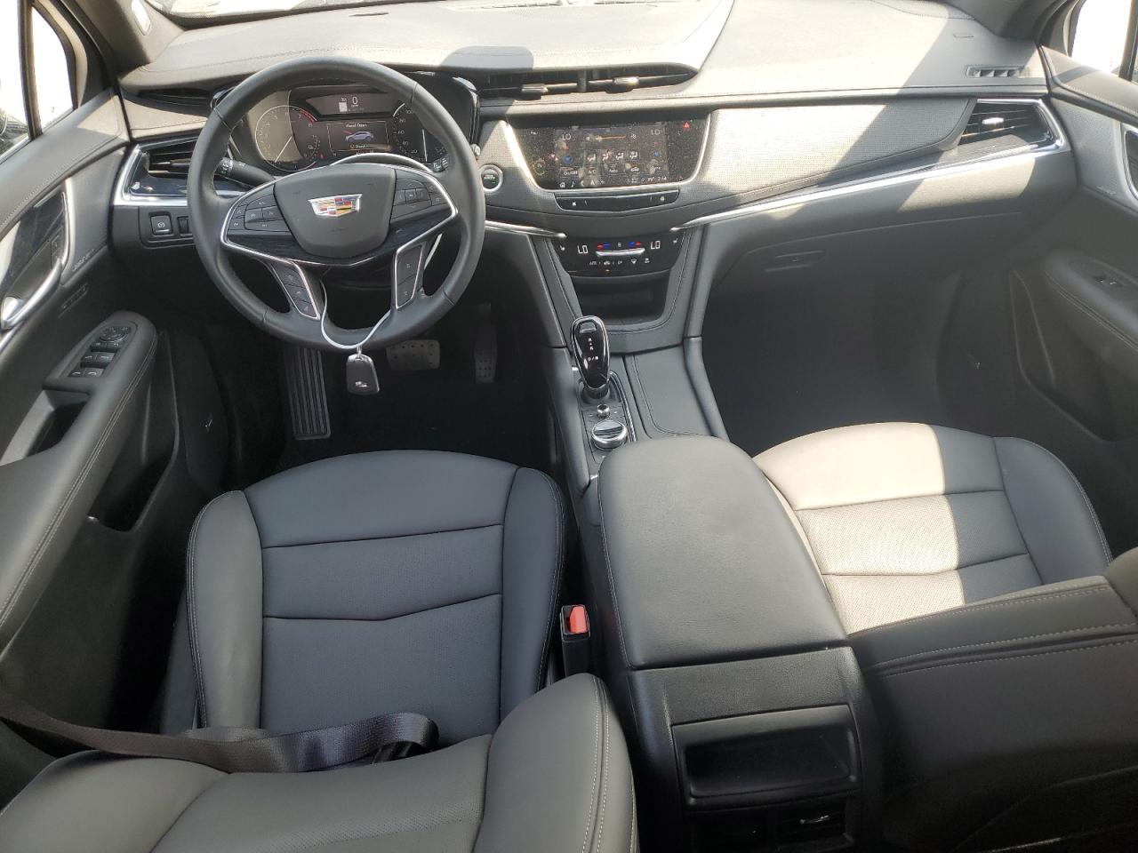 1GYKNDRS5PZ216223 2023 Cadillac Xt5 Premium Luxury