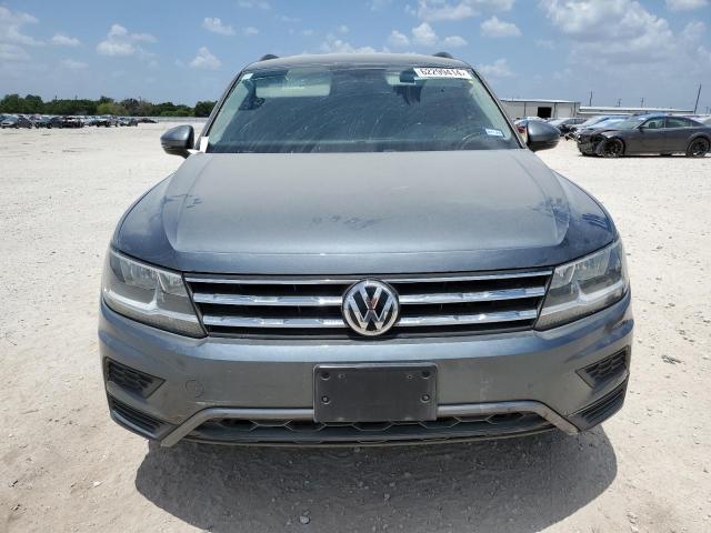 2018 VOLKSWAGEN TIGUAN SE - 3VV3B7AX2JM159016
