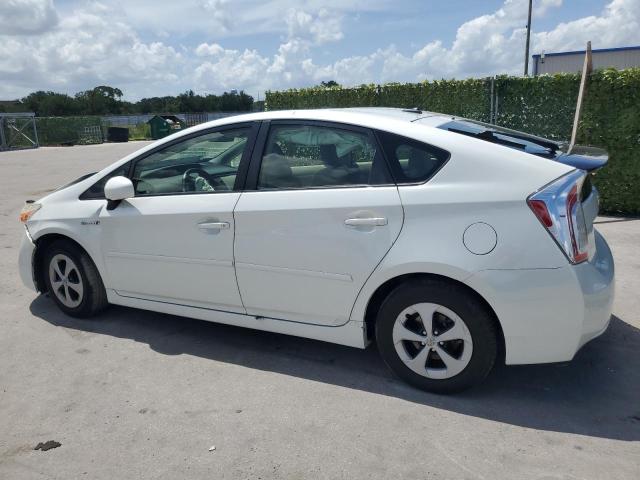 VIN JTDKN3DU2F1992010 2015 Toyota Prius no.2