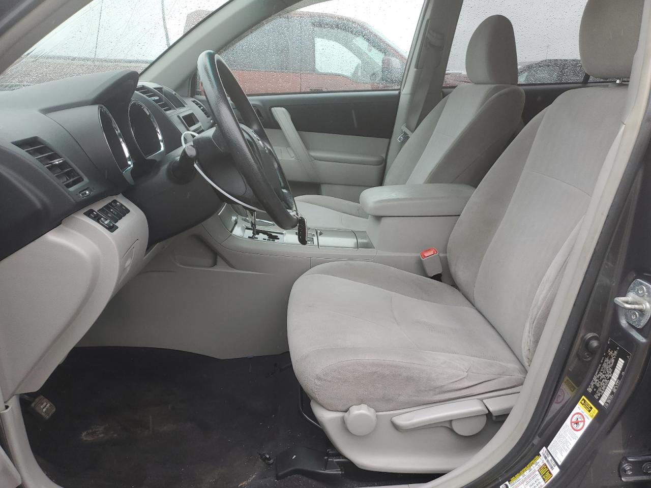 5TDBK3EH7CS161336 2012 Toyota Highlander Base