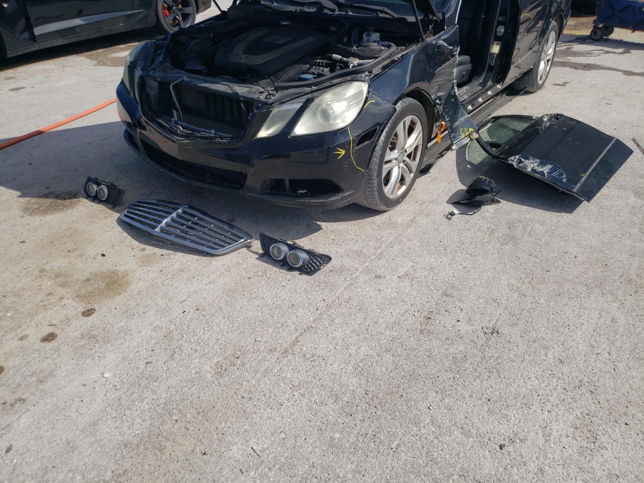 WDDHF8HBXAA168266 2010 Mercedes-Benz E 350 4Matic