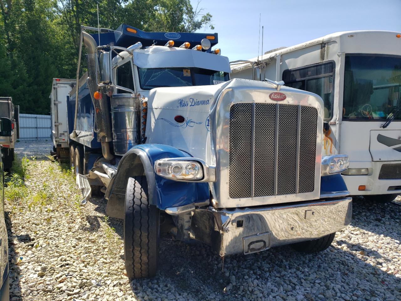 Peterbilt 389 2021 