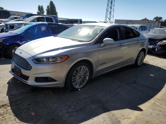 VIN 3FA6P0LU2GR329481 2016 FORD FUSION no.1