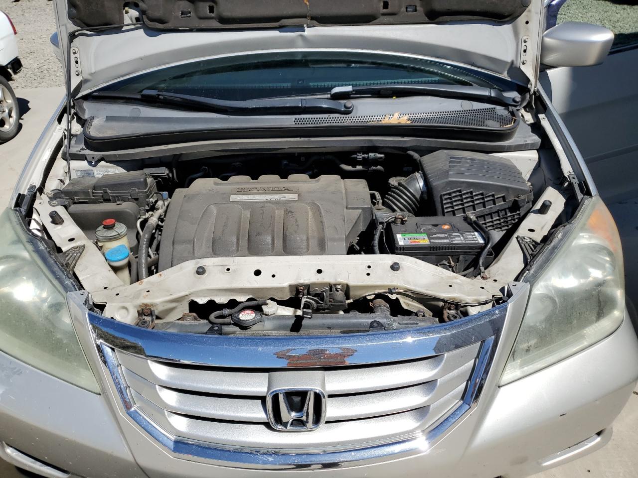 5FNRL38805B088826 2005 Honda Odyssey Touring