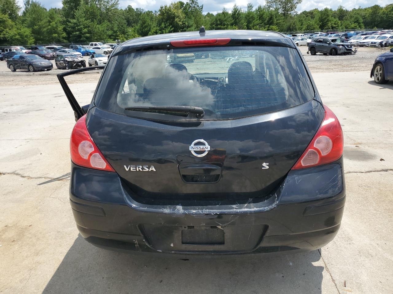 3N1BC13E47L413679 2007 Nissan Versa S