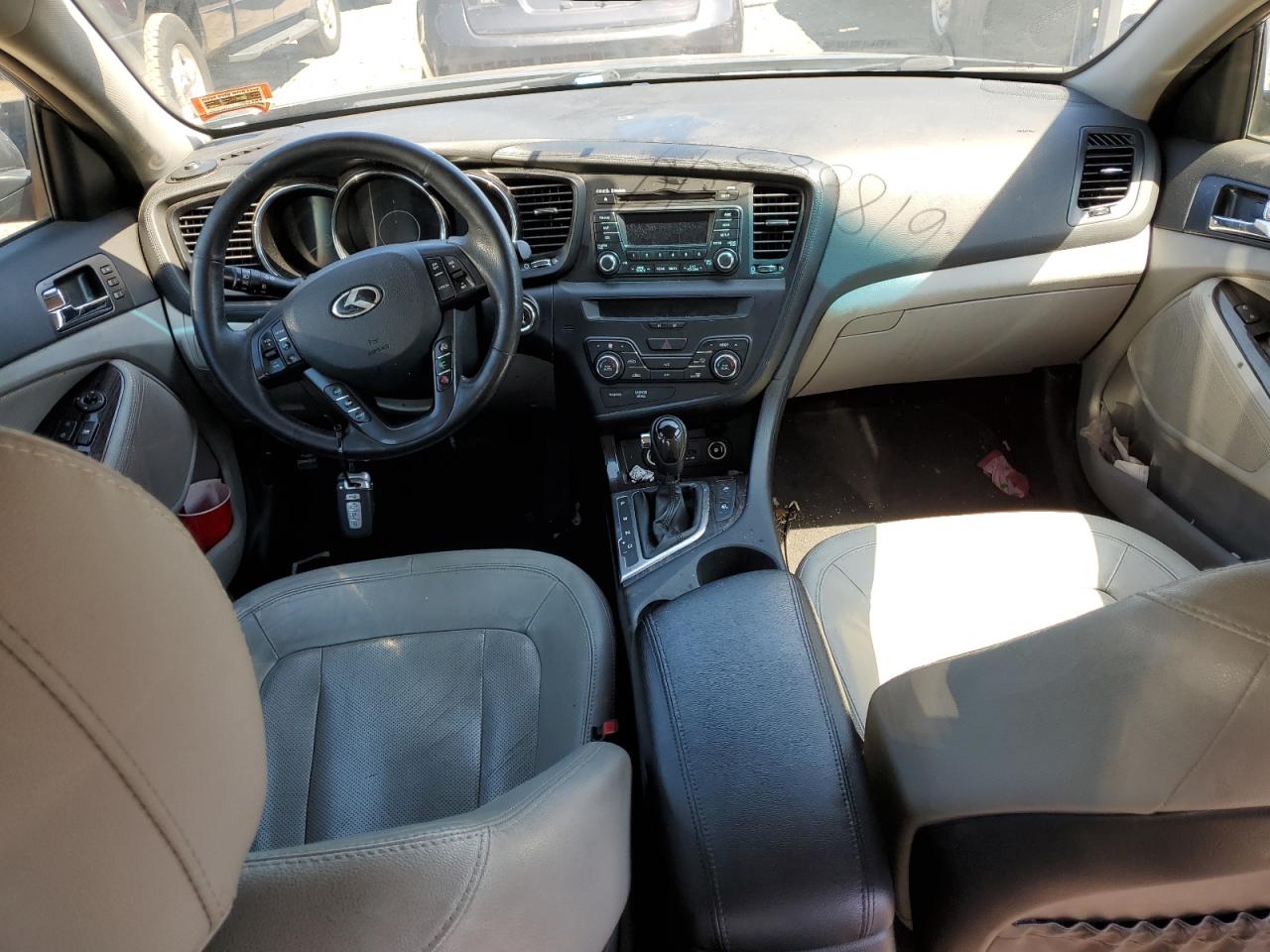 KNAGN4A60B5165012 2011 Kia Optima Ex