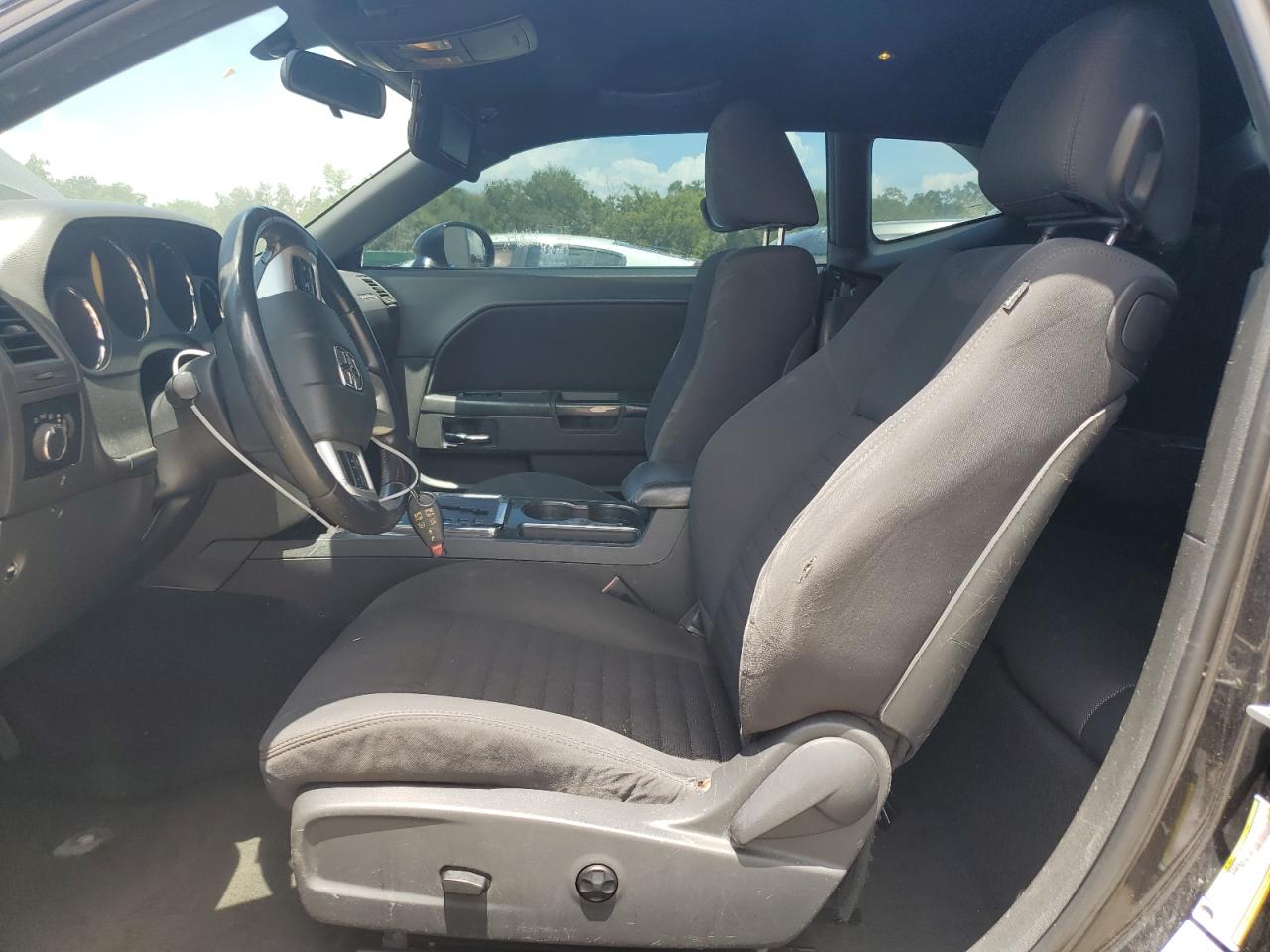 2B3CJ4DG5BH512958 2011 Dodge Challenger