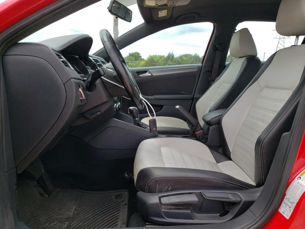 3VWD17AJ8GM396245 2016 Volkswagen Jetta Sport