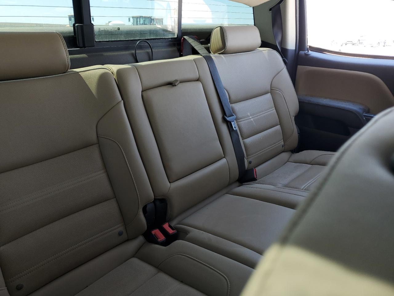 1GT12UEY9JF177939 2018 GMC Sierra K2500 Denali