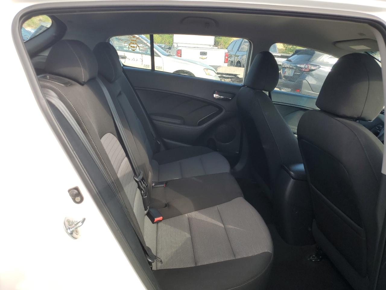 KNAFK5A85G5546552 2016 Kia Forte Lx