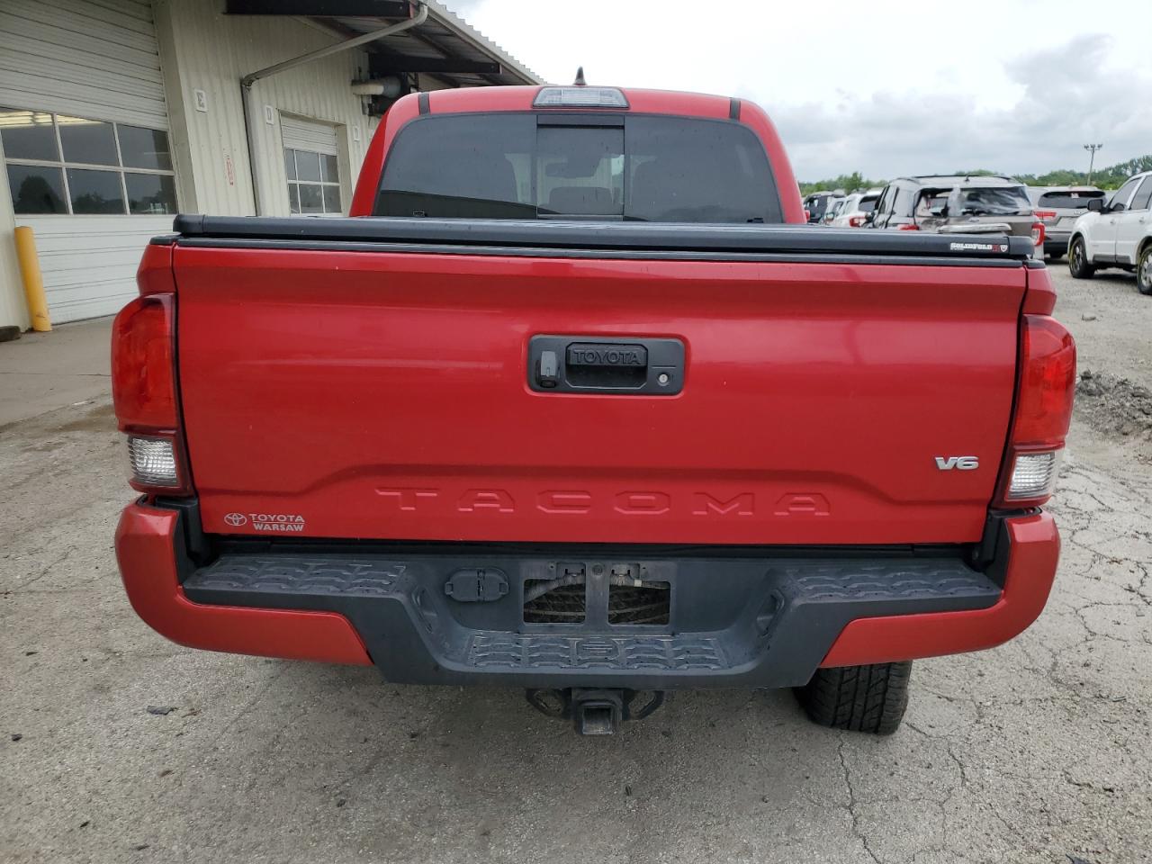 3TMCZ5AN3KM272598 2019 Toyota Tacoma Double Cab