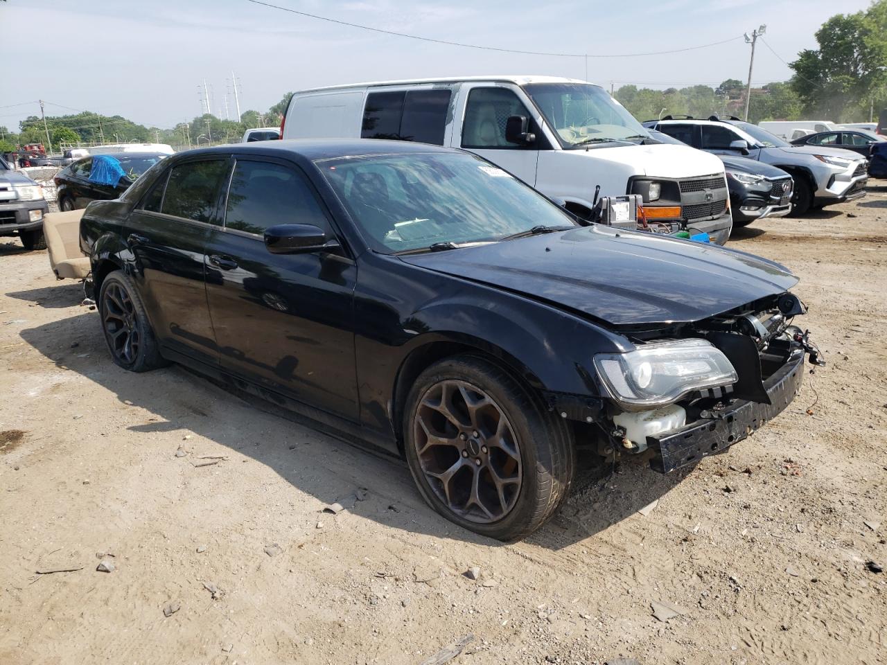 2018 Chrysler 300 Touring vin: 2C3CCAAG0JH201596