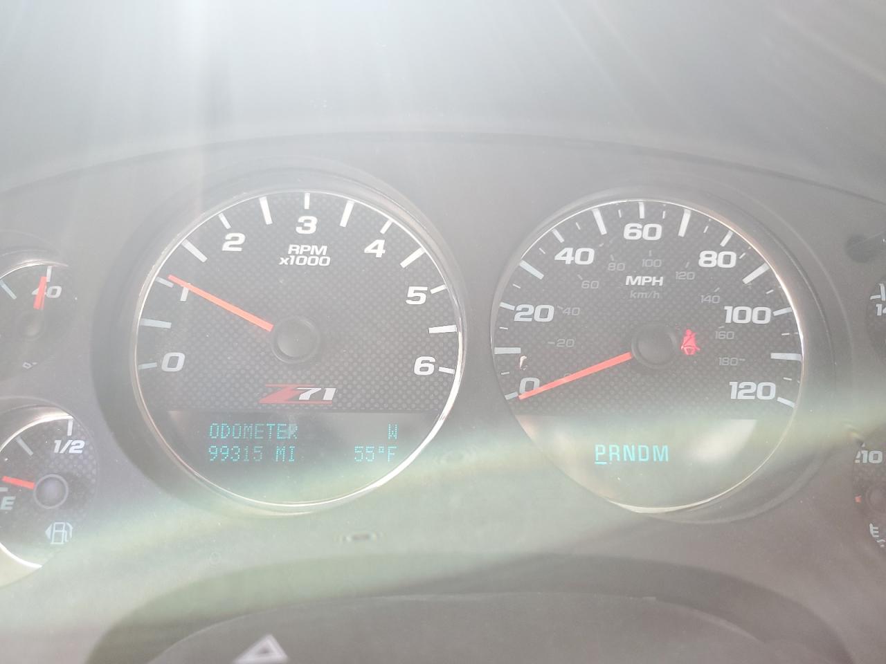 1GNSKBE05BR400682 2011 Chevrolet Tahoe K1500 Lt