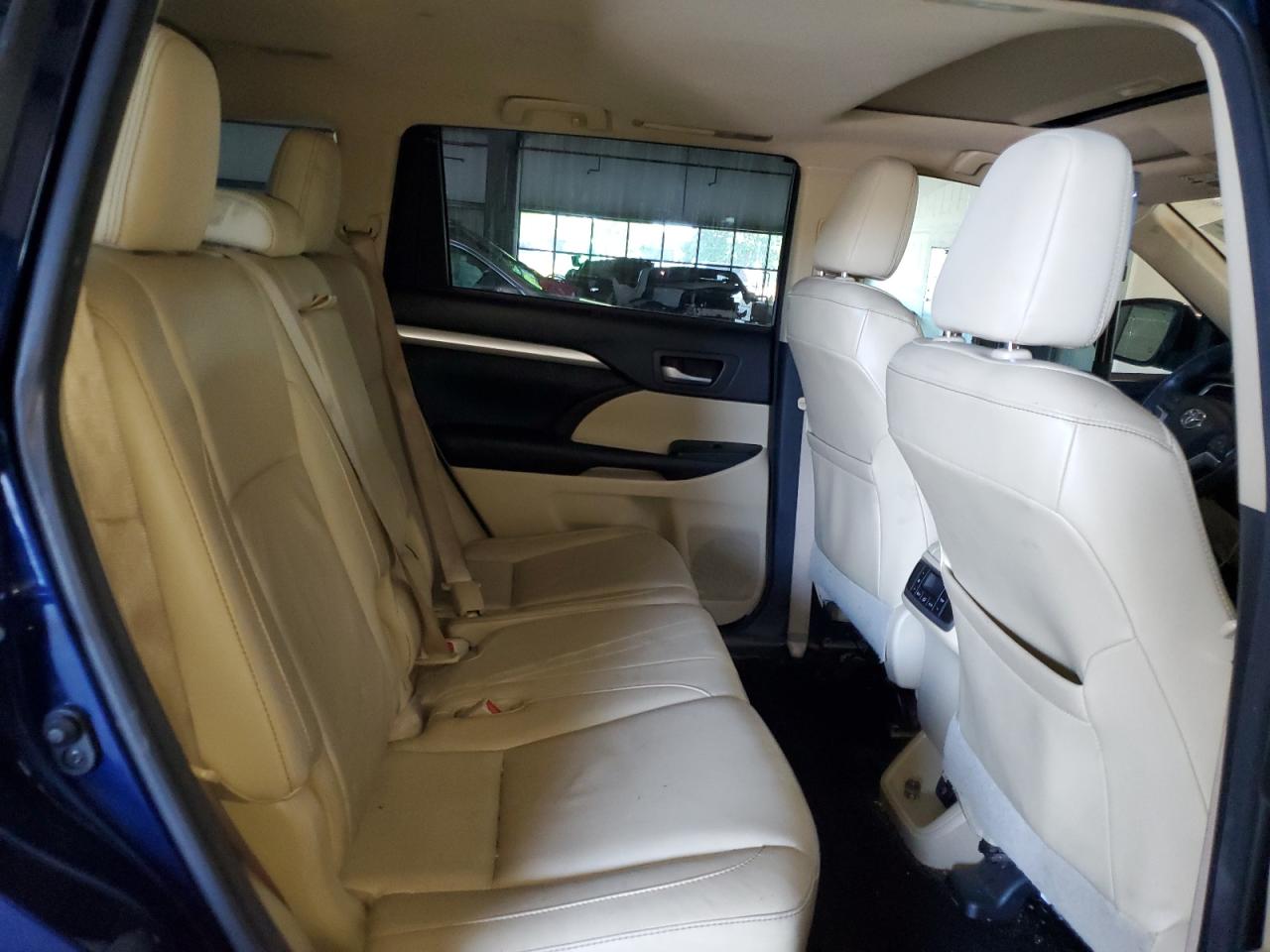 5TDJKRFH1FS213397 2015 Toyota Highlander Xle